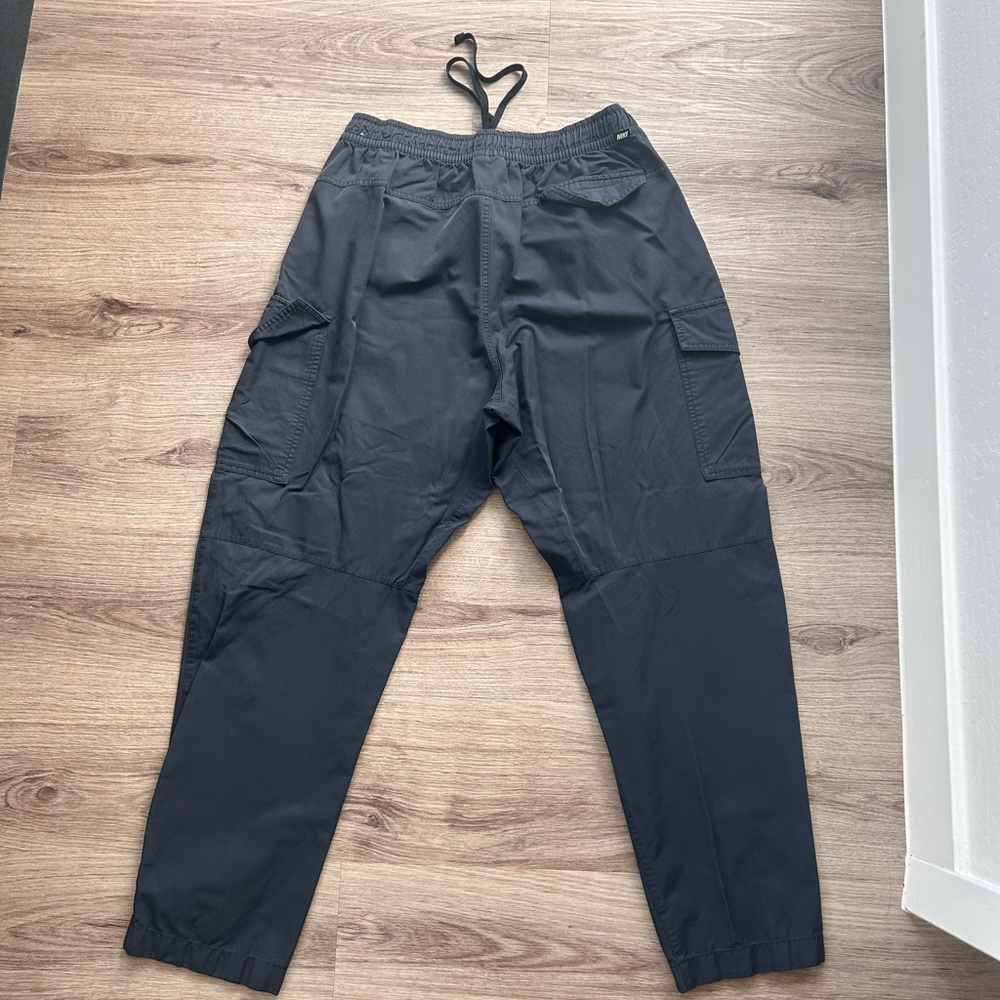 Nike Men's Navy Blue Cargo Pants - Picture 2 of 7